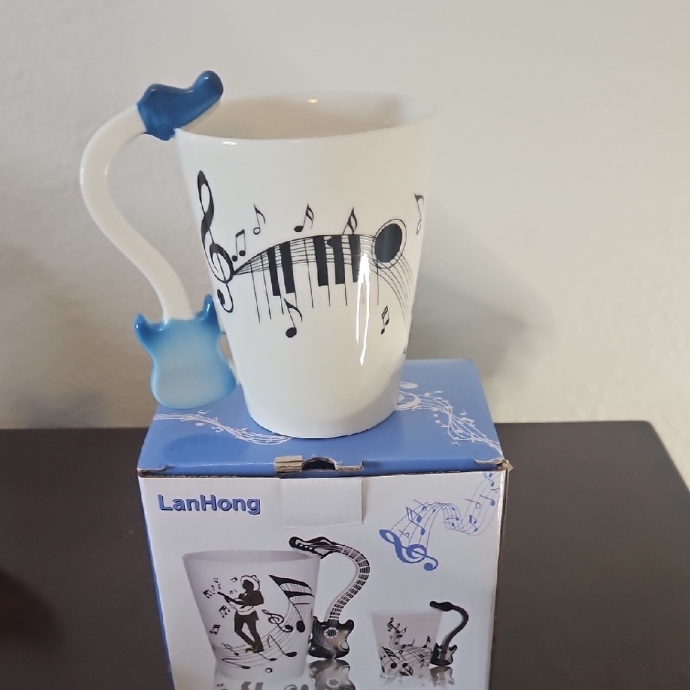 LanHong Music Lover Mug with Saxophone Handle - Picture 9 of 12